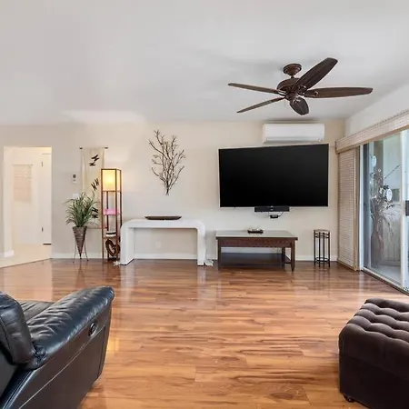 5 Bed 4 Bath Condo In Waikoloa Village